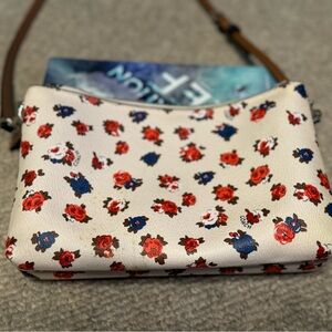 Cute Coach crossbody.